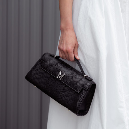 Дамска чанта за рамо 041g 01 кроко черно lifestyle