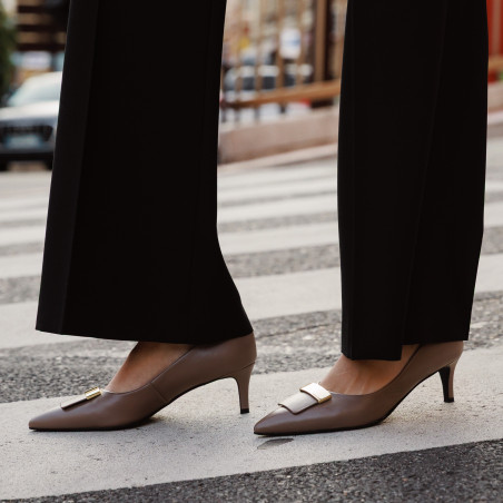 Елегантни дамски обувки 1358 капучино lifestyle