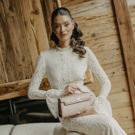 Дамска чанта за рамо 041g 01 розова пудра сафияно lifestyle