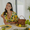Дамска чанта за ръка 022g златисто кафяво lifestyle